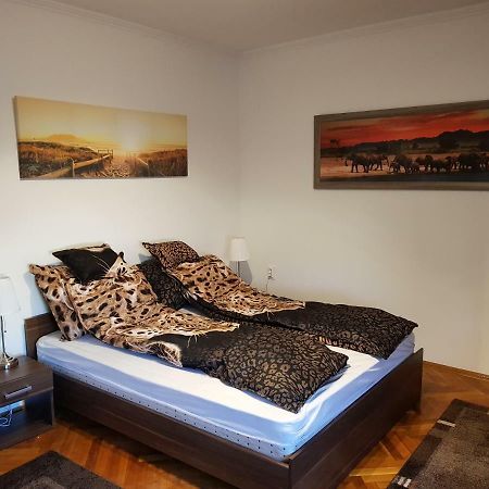 Lia Apartman Kiskunhalas Exteriér fotografie